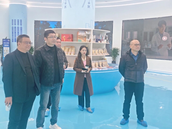 微信图片_2025-12-25_150820_435.jpg