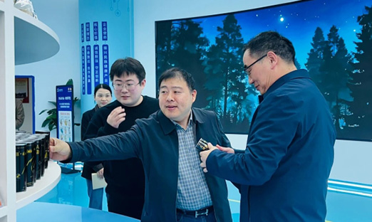 沉庆市渝中区汗青文化街区管委会党组成员、副主任陈迪兵一行莅临安徽永信贵宾会217生物调查互换